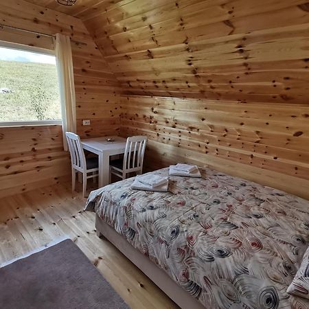 Village Cottage Жабляк Экстерьер фото